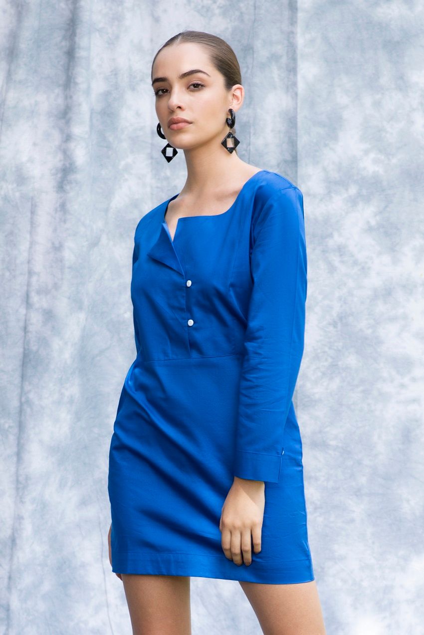 Flattering, electric blue, full sleeves short dress