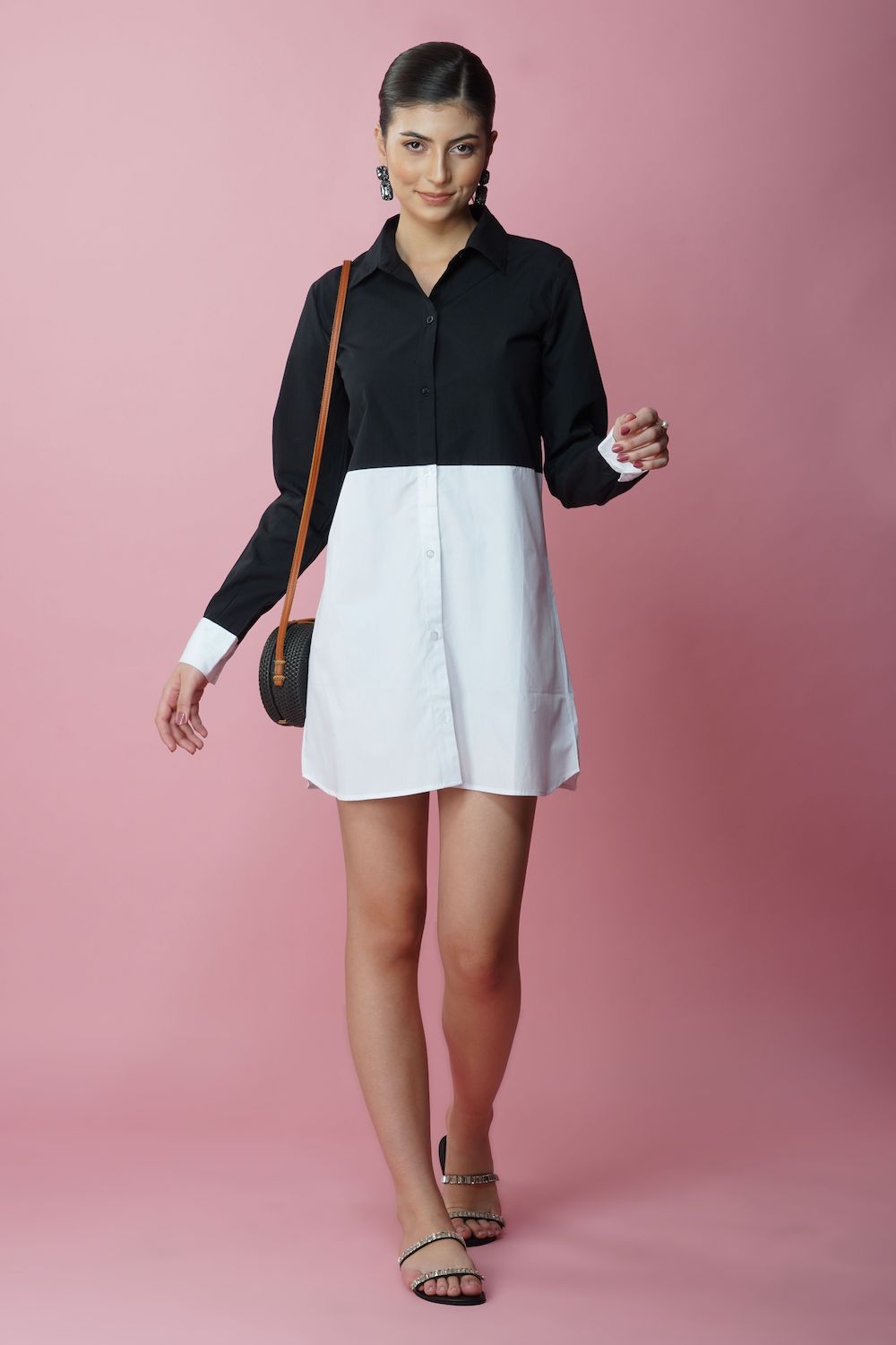 The minimal black and white shirt dress