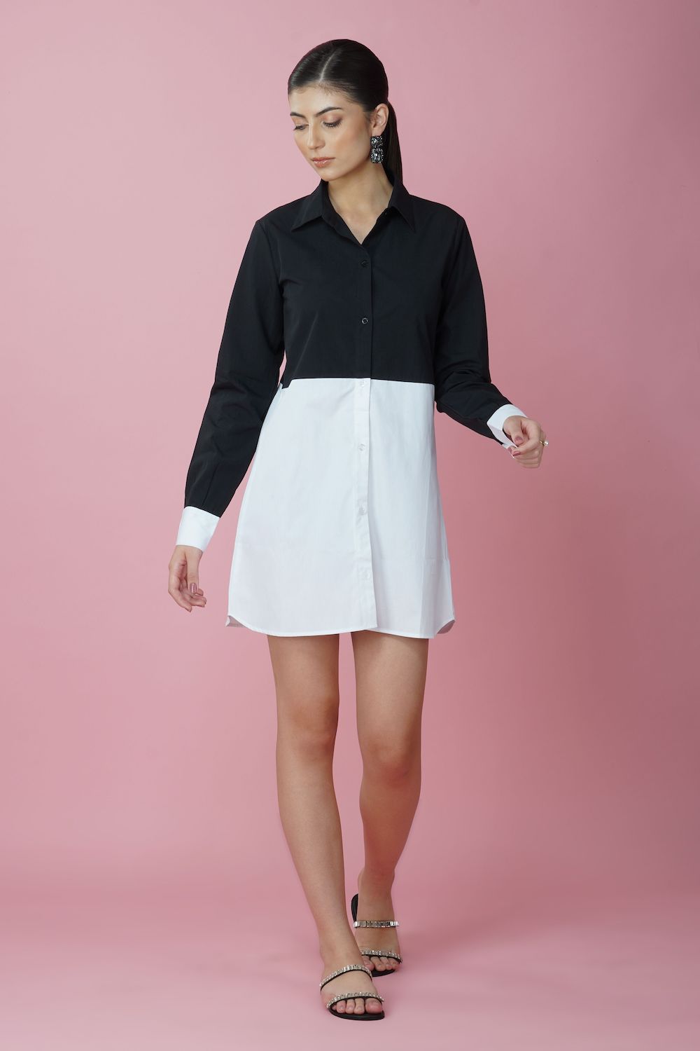 The minimal black and white shirt dress