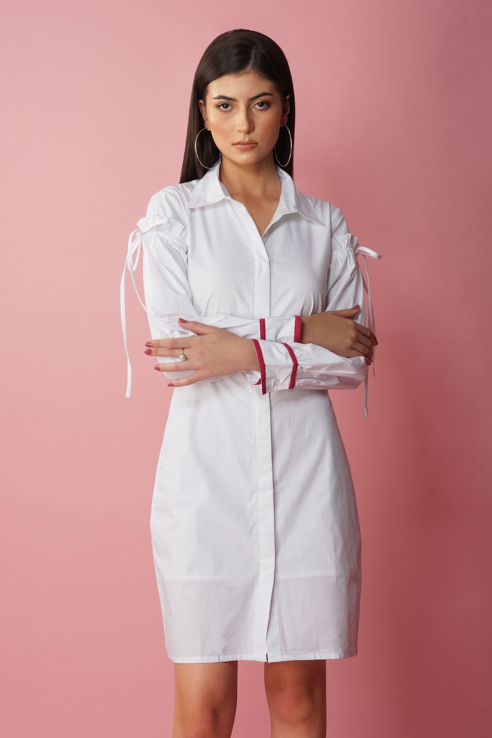 Shirt dress with maroon bordered cuffs and knot on sleeves