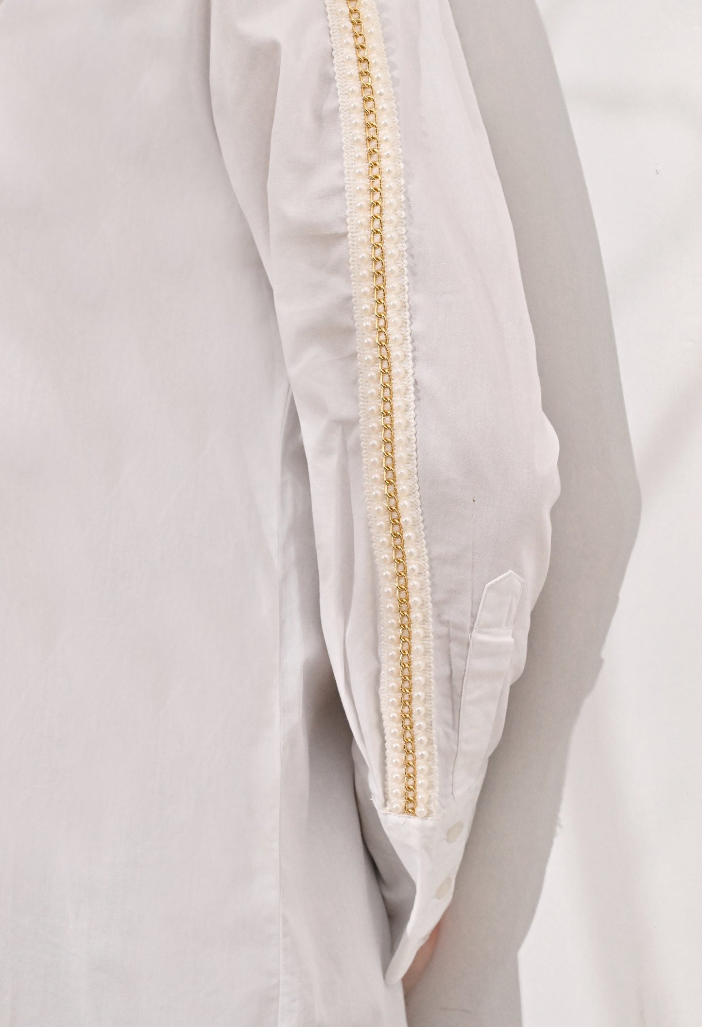 Anysa classic white shirt with golden chain lace detail